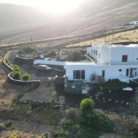 El Refugio Apartman *